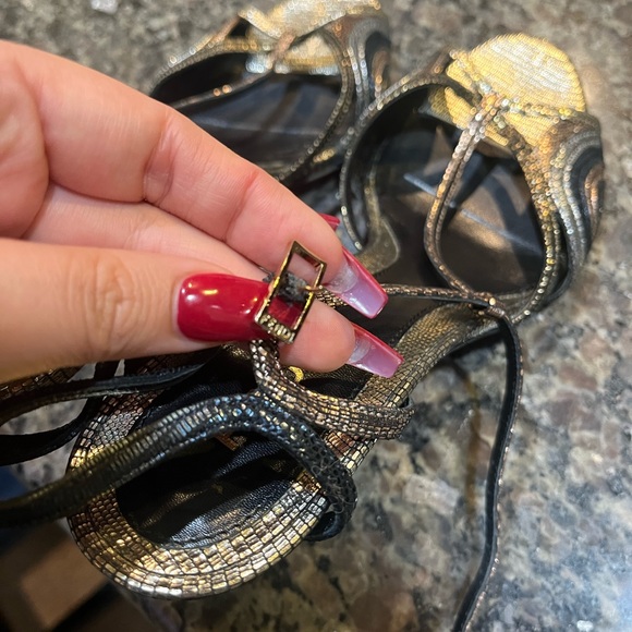 Authentic Fendi T strappy heels - Picture 7 of 12